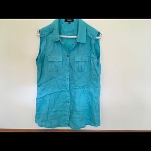 Large Sleeveless turquoise top by Threads.